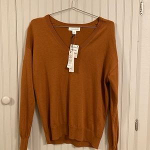 Treasure and Bond V Neck Sweater in Rust Leather Sz S